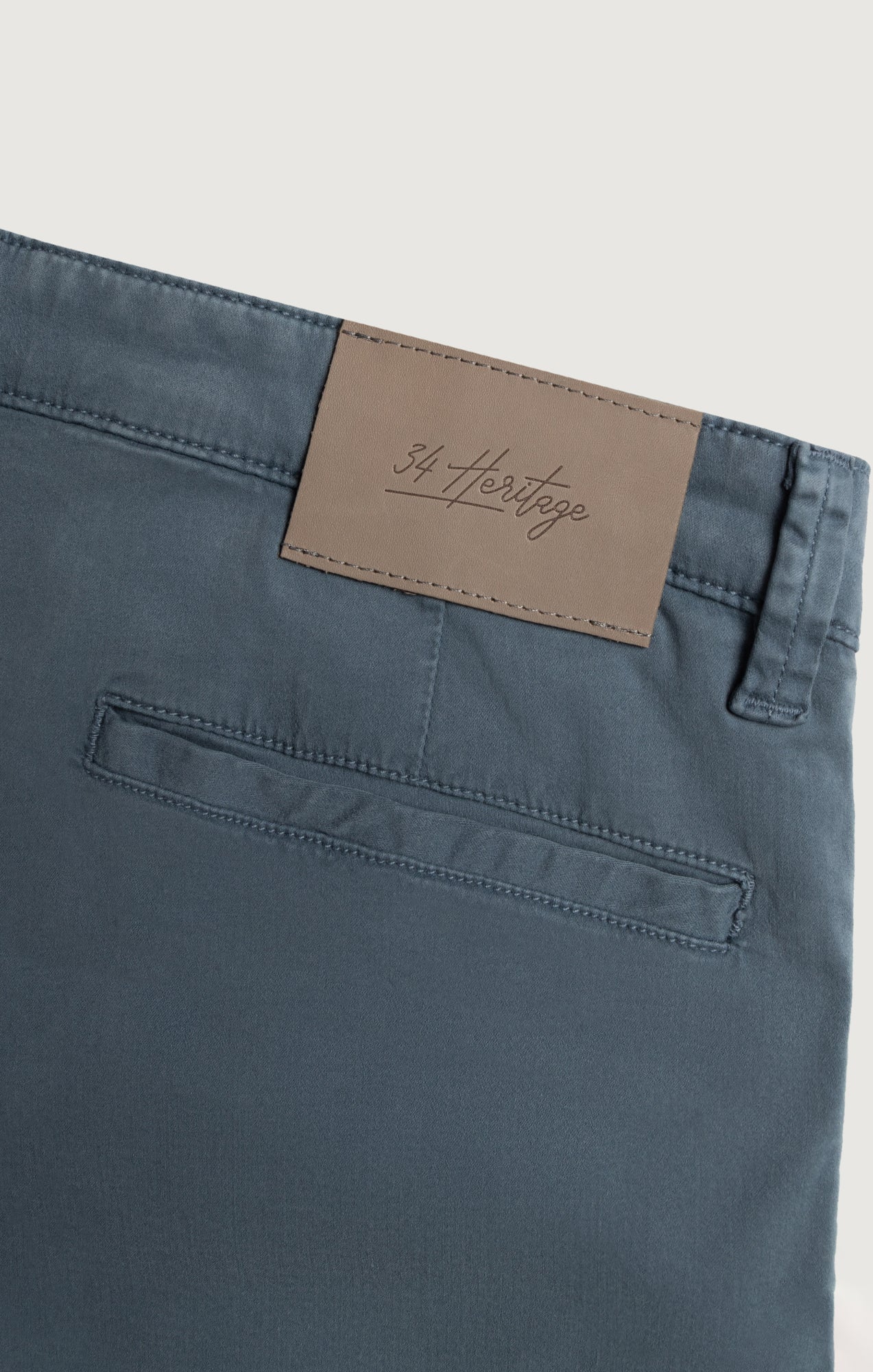 Arizona Slim Shorts In Flint Stone Twill - Image 9