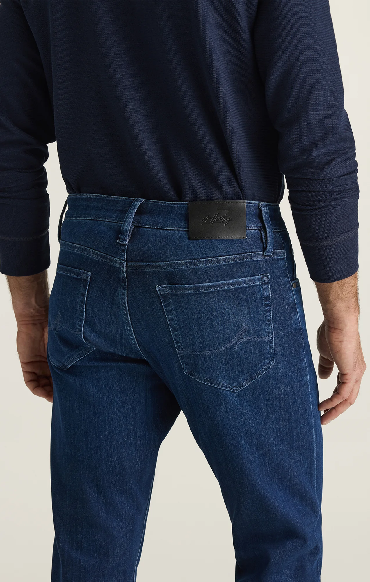 Camino Relaxed Straight Jeans in Dark Brushed Urban - Image 4