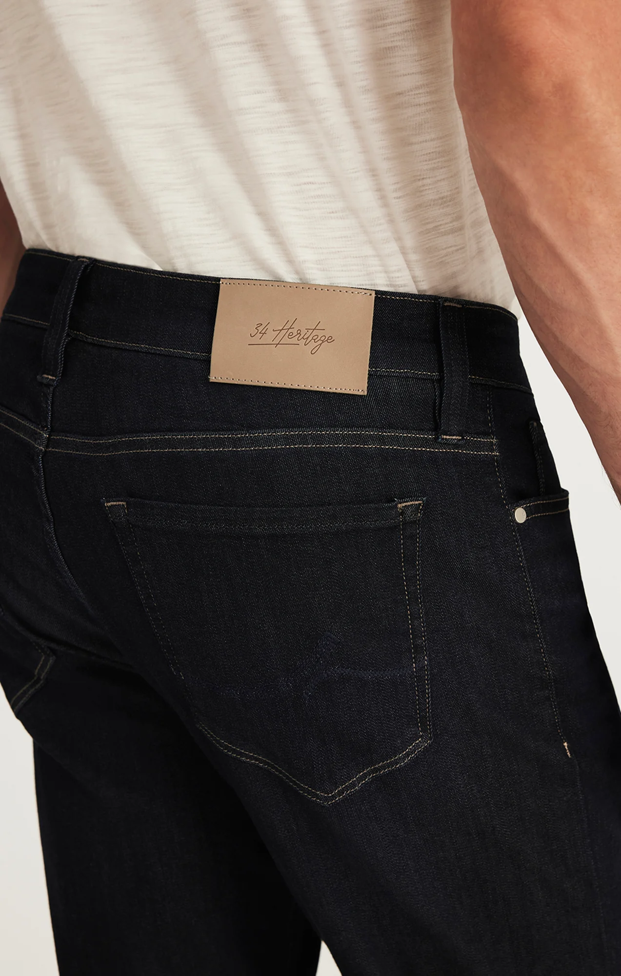 Camino Relaxed Straight Jeans in Deep Urban - Image 5