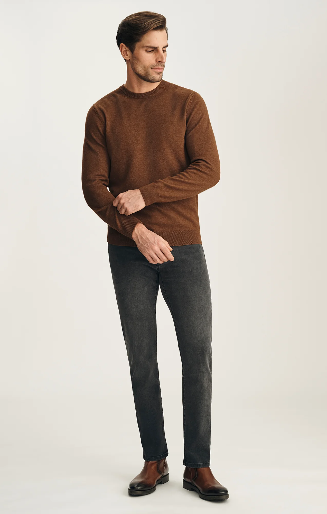 Cashmere Crew Neck Sweater In Coffee - Image 4