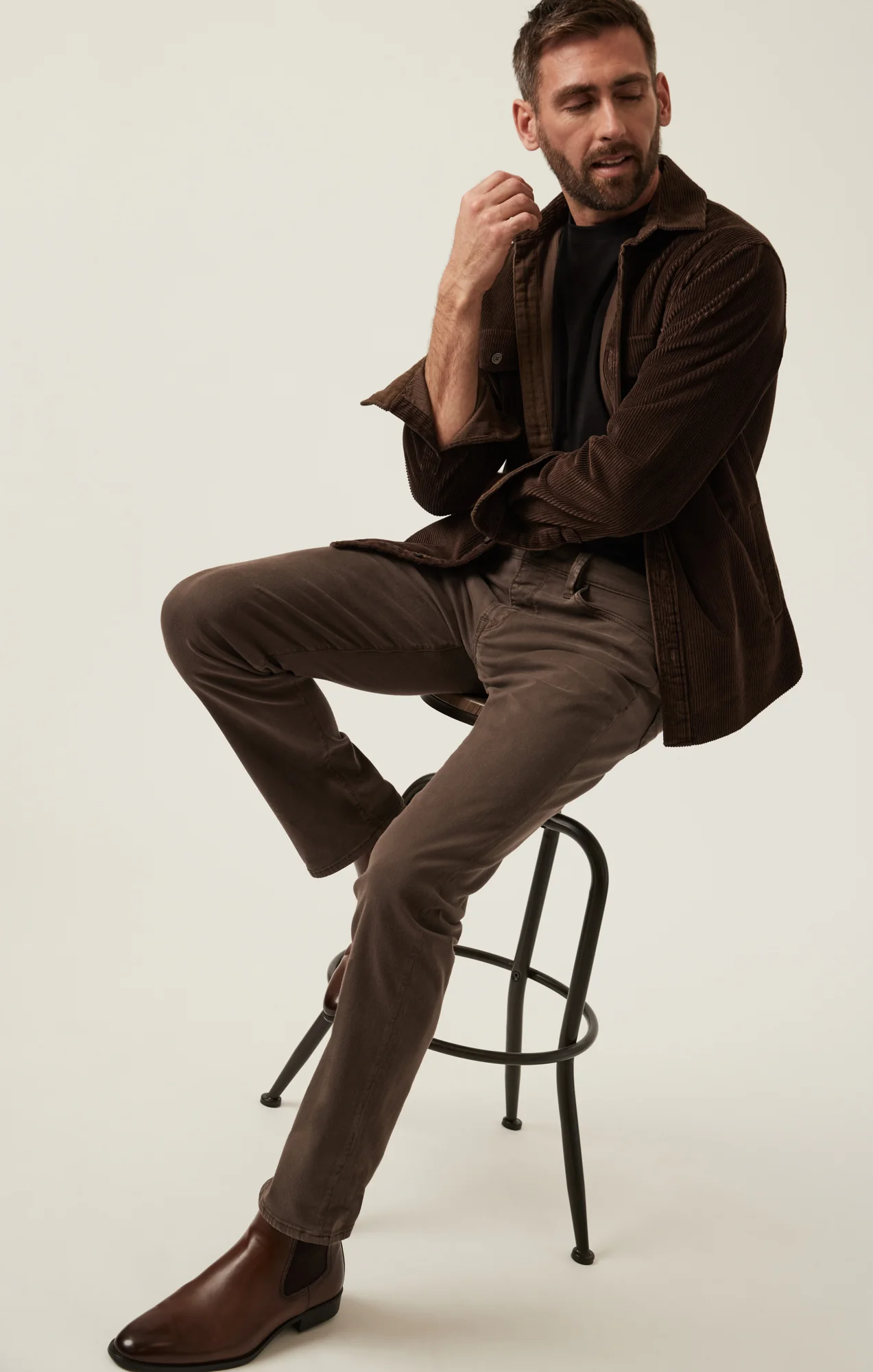 Charisma Relaxed Straight Pants in Oak Twill - Image 7