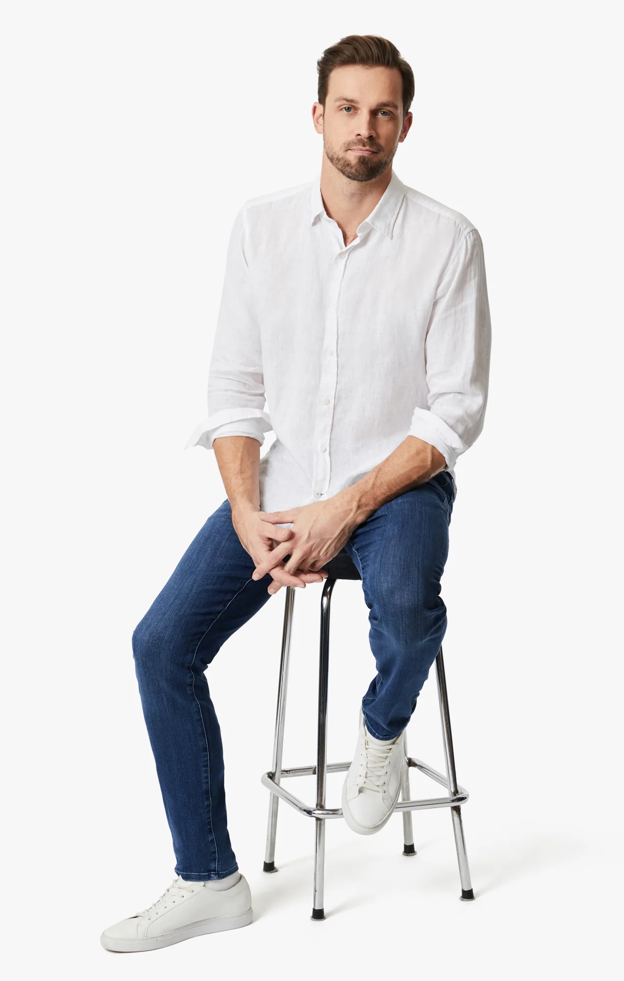 Cool Tapered Leg Jeans in Mid Urban - Image 6