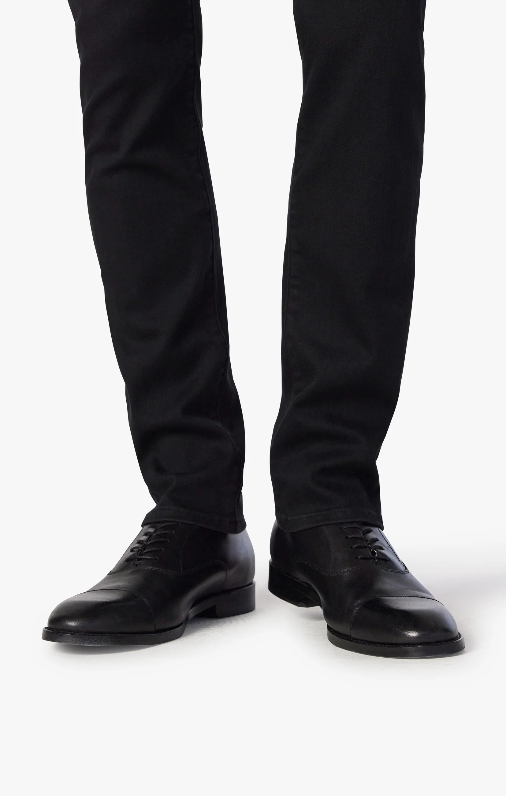 Courage Straight Leg Jeans In Black Urban - Image 6