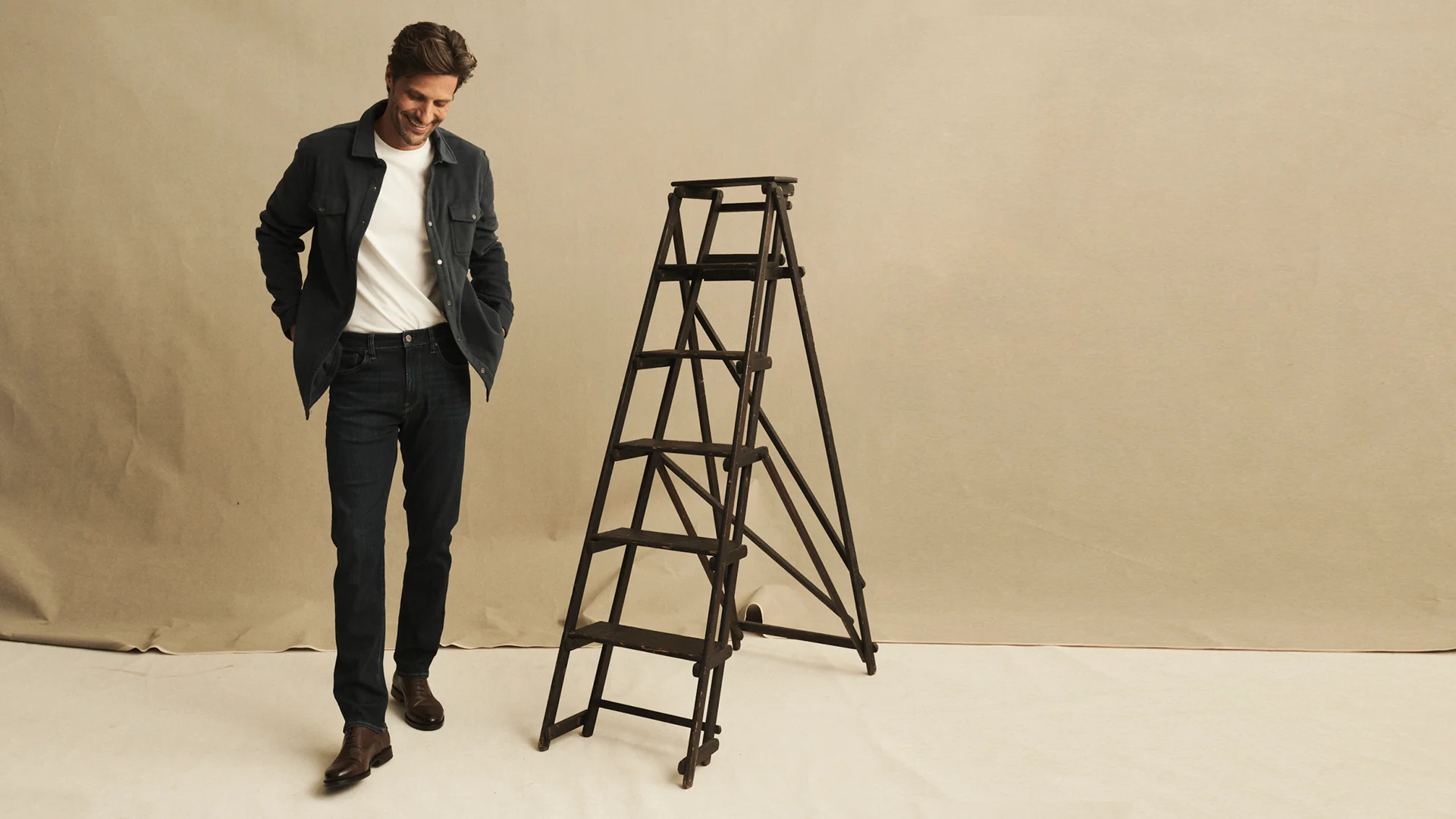 Courage Straight Leg Jeans In Dark Brushed Refined - Image 8