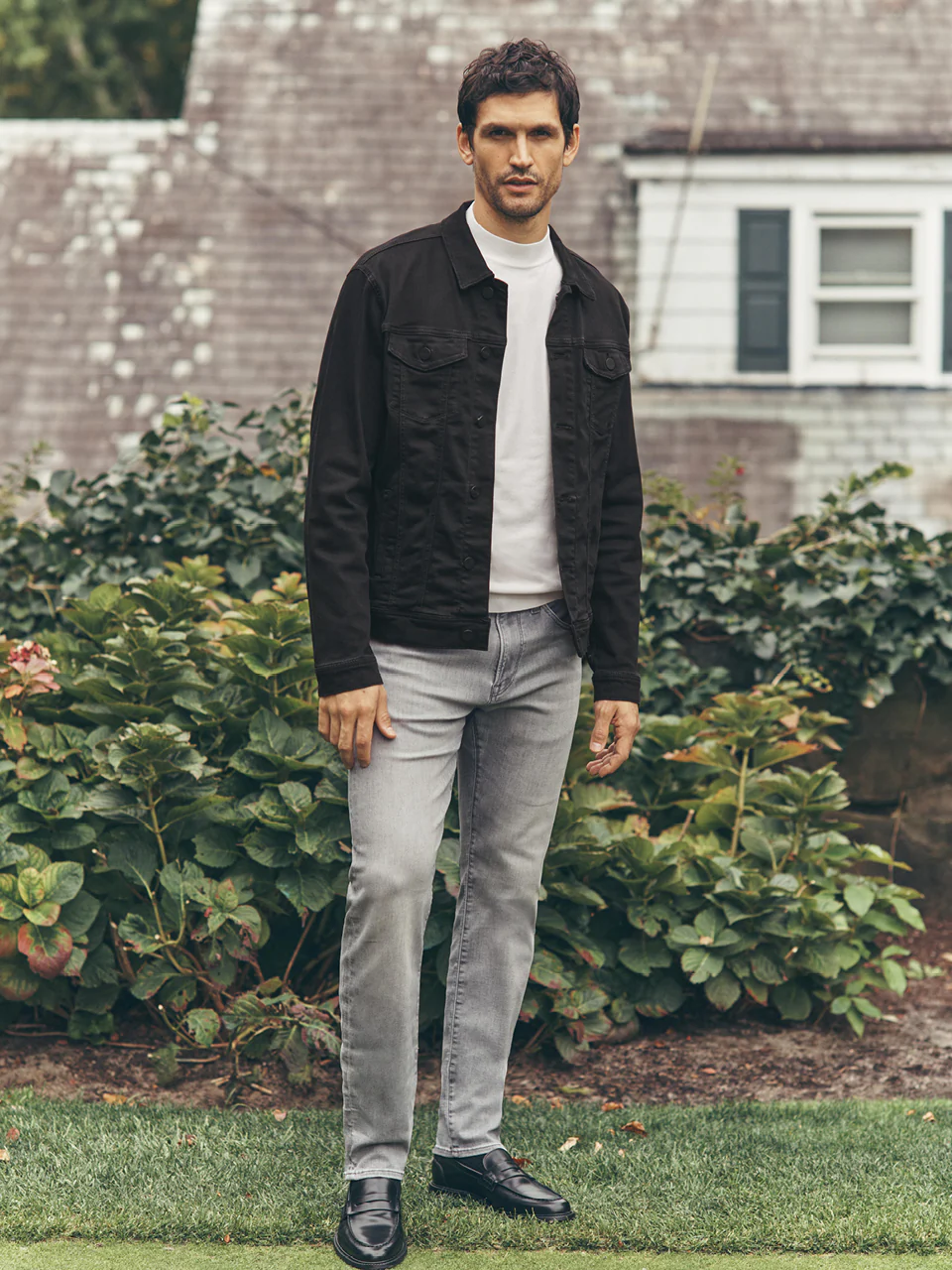 Courage Straight Leg Jeans In Light Grey Urban - Image 10