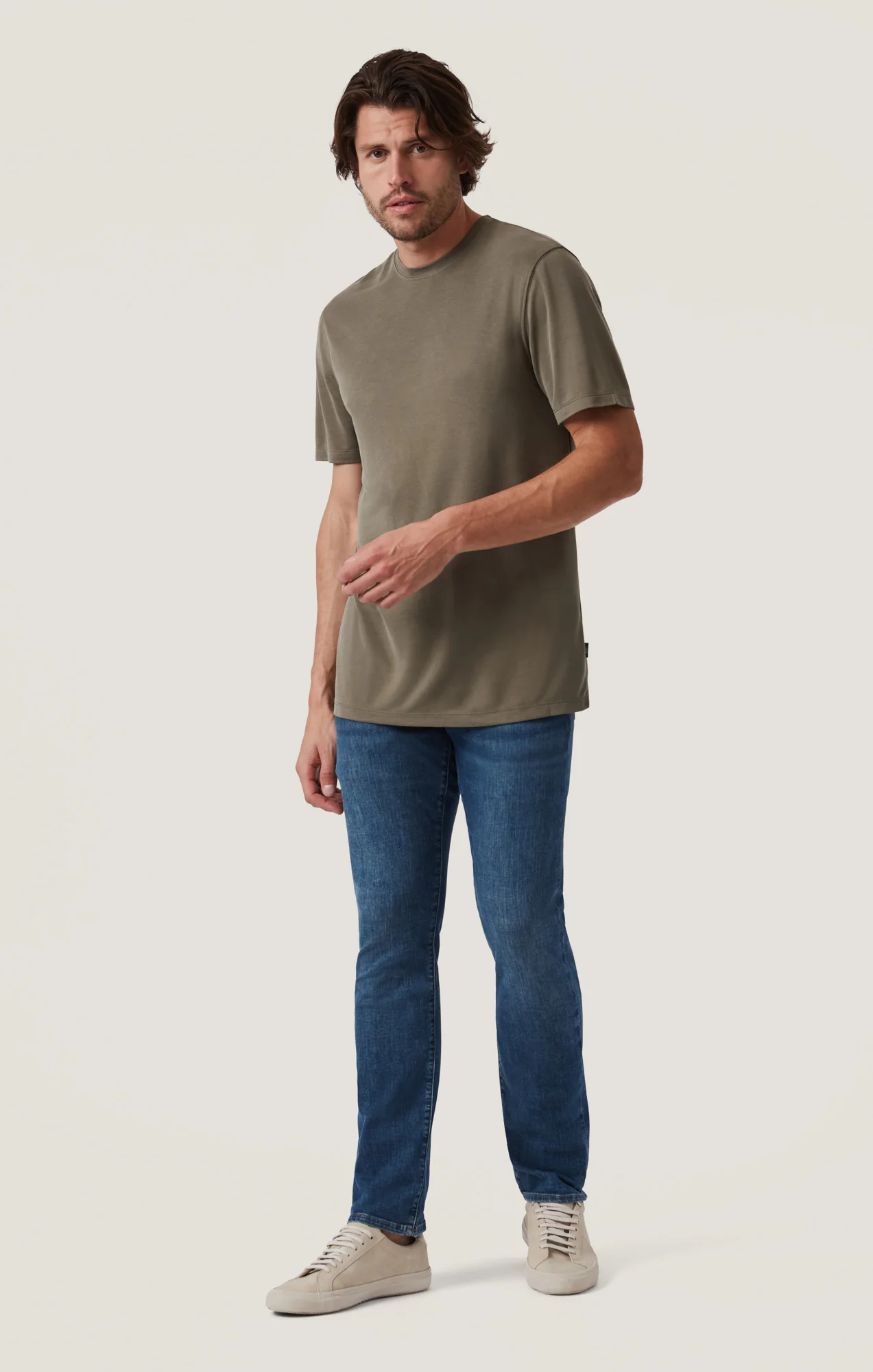 Courage Straight Leg Jeans in Mid Soft