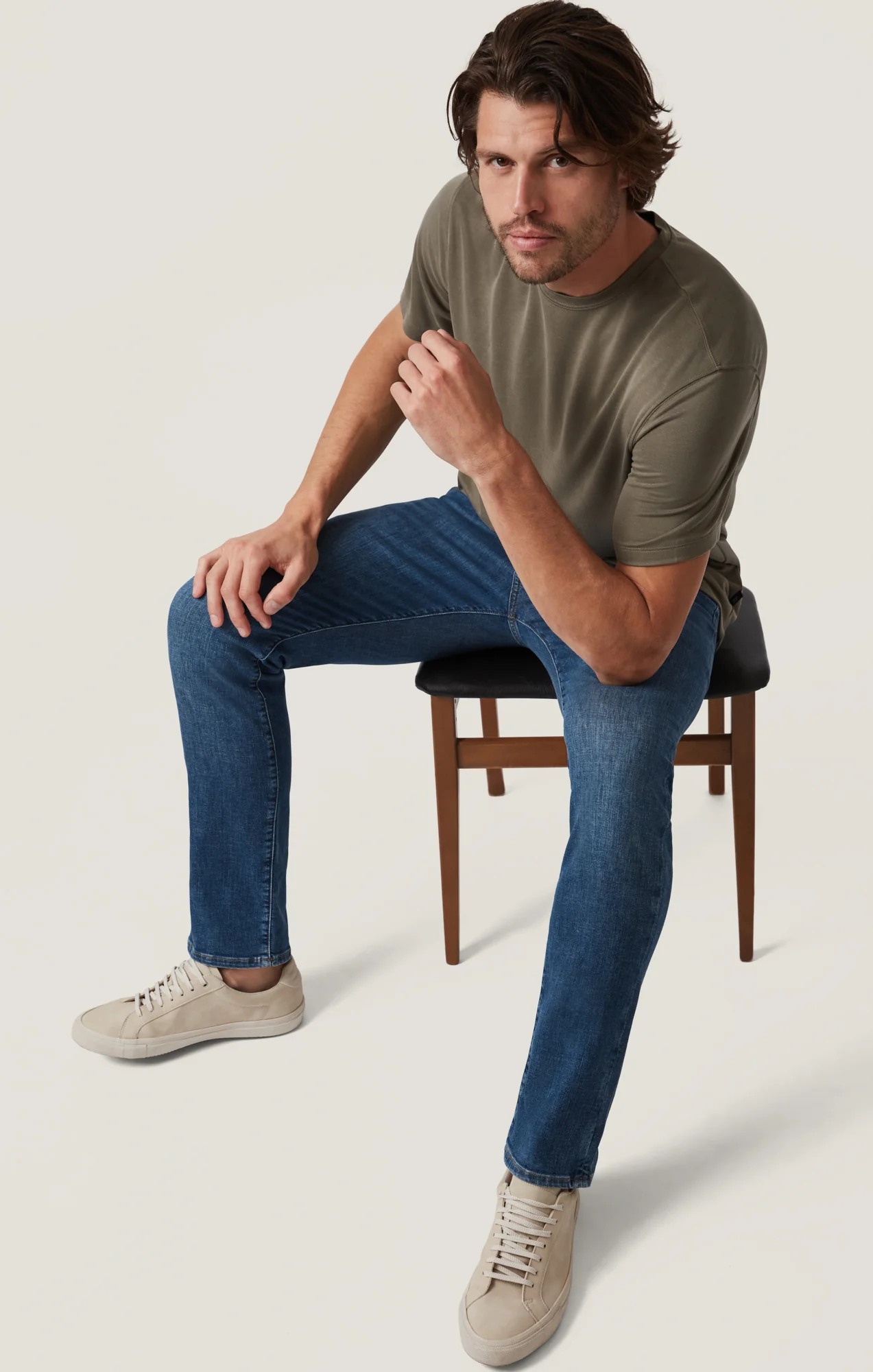 Courage Straight Leg Jeans in Mid Soft - Image 6