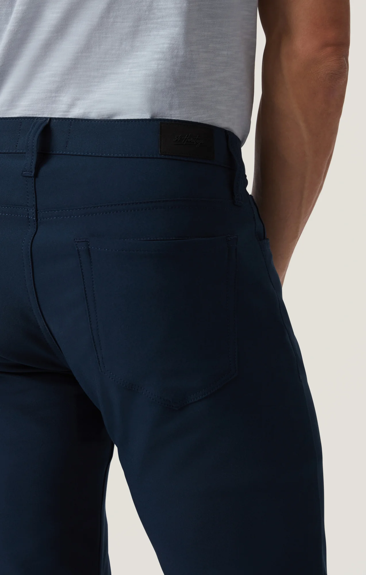 Courage Straight Leg Pants in Navy Commuter - Image 5