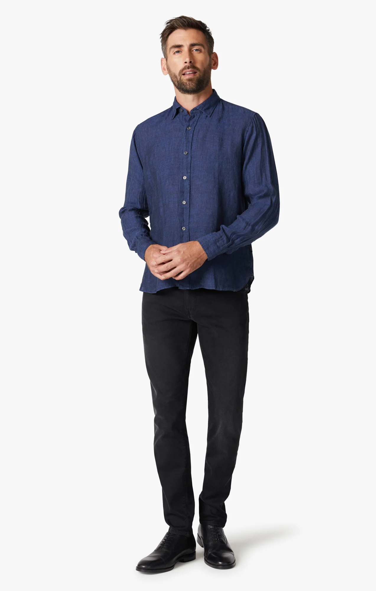 Linen Chambray Shirt in Indigo - Image 4