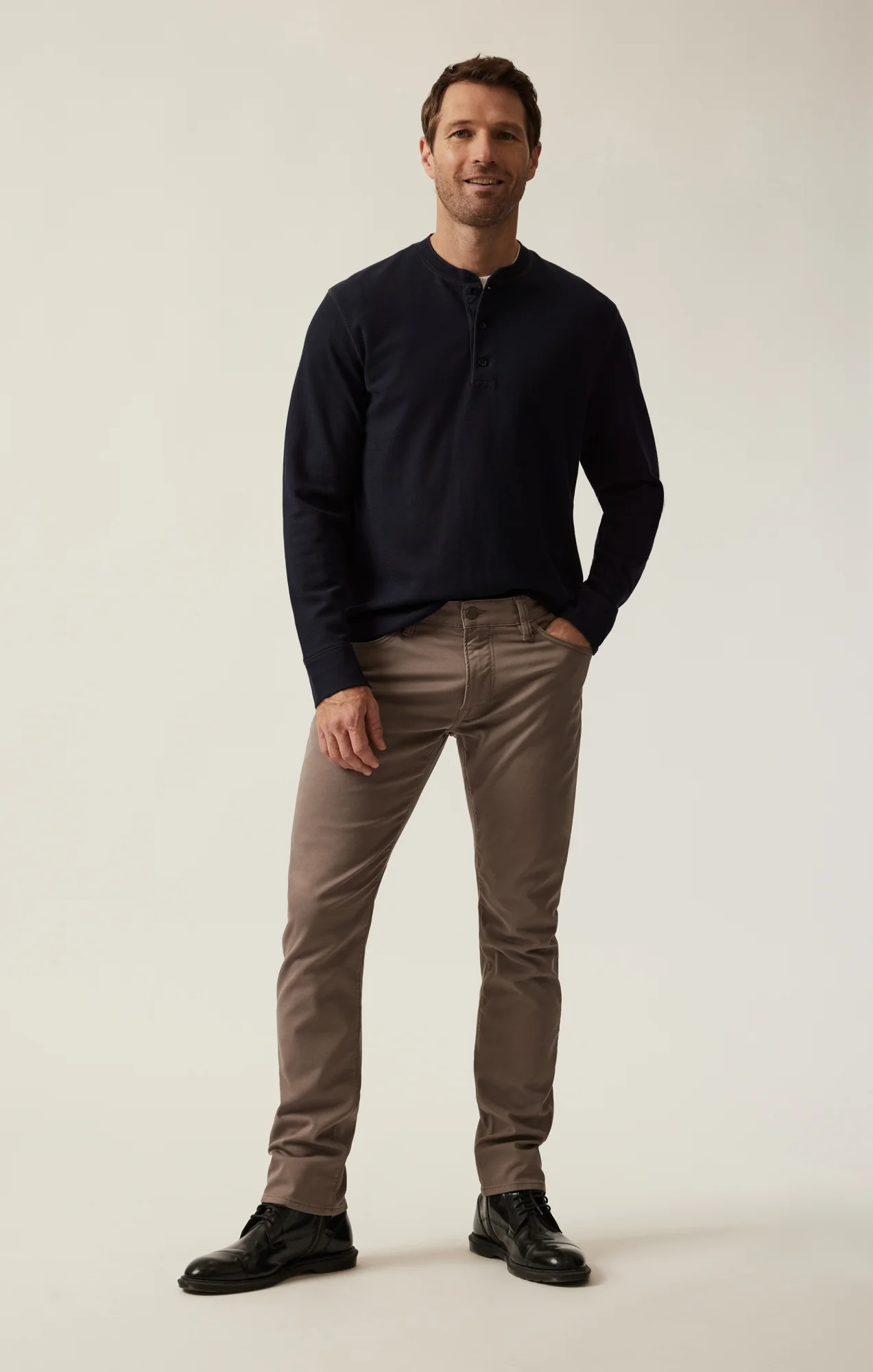Long Sleeve Henley In Navy - Image 5