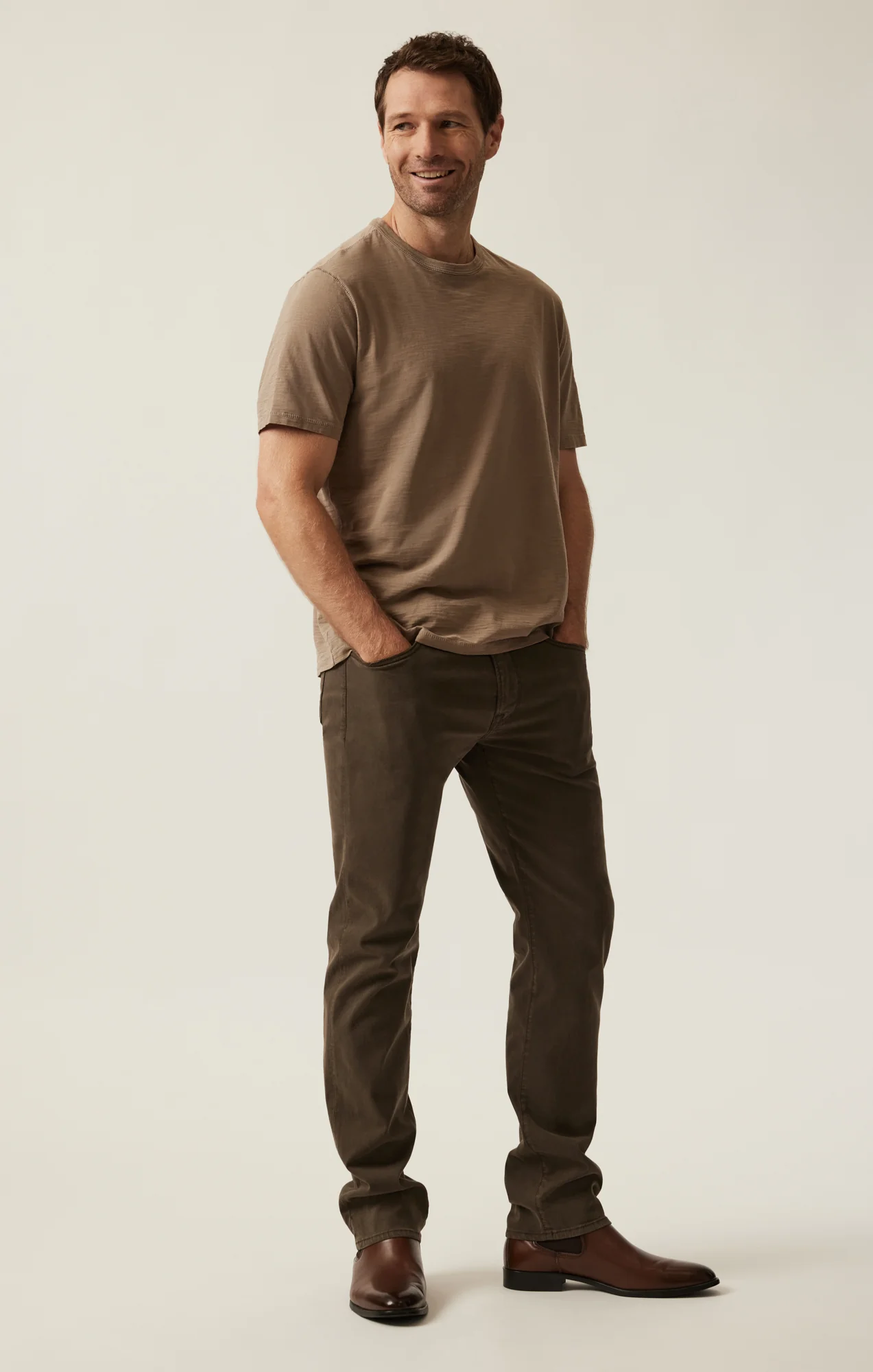 Slub Crew Neck T-Shirt in Shitake - Image 4